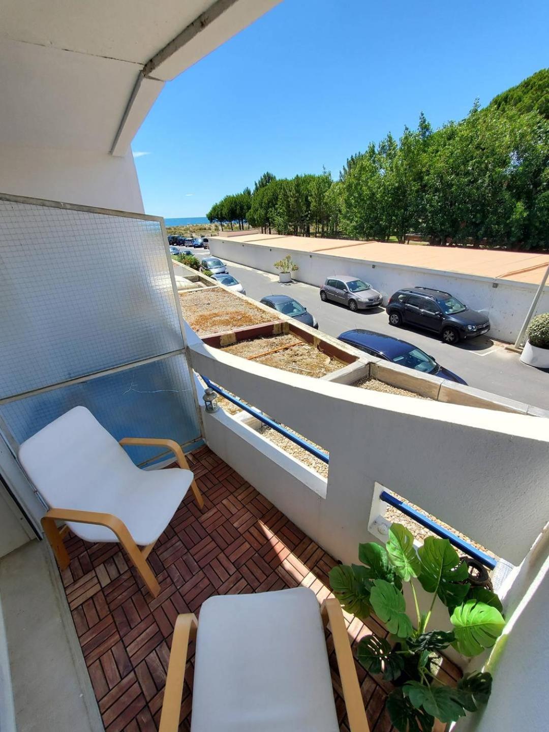 As17378 - P4 Dans Une Residence Sur La Plage Avec Vue Mer Et Piscine Le Grau-du-Roi Exteriör bild