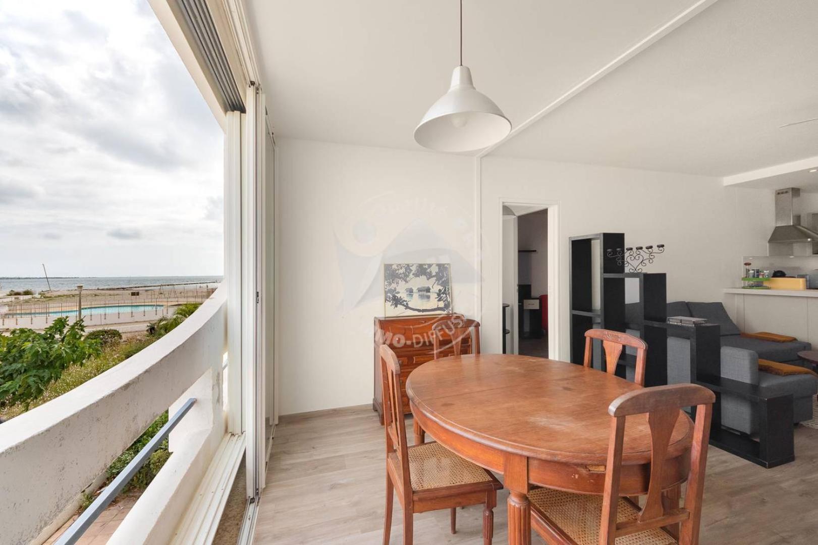 As17378 - P4 Dans Une Residence Sur La Plage Avec Vue Mer Et Piscine Le Grau-du-Roi Exteriör bild